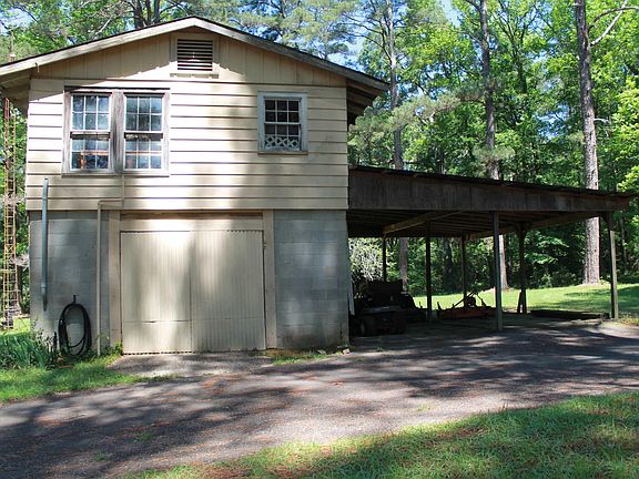 3rd image of 3472 Mount Holly Rd