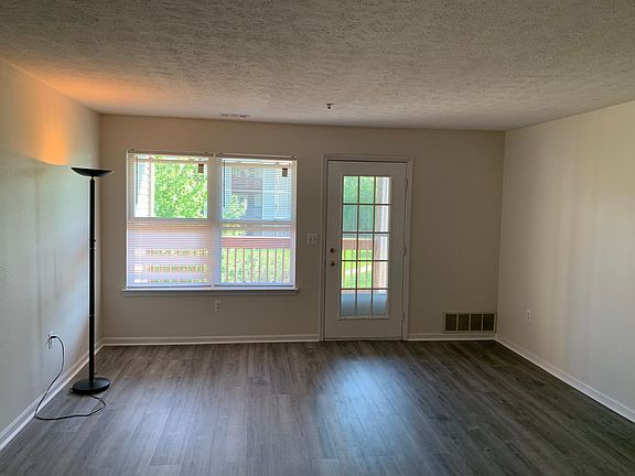 2nd image of 1311 Millbrook Trl