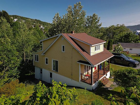 3rd image of 82 Valley Road