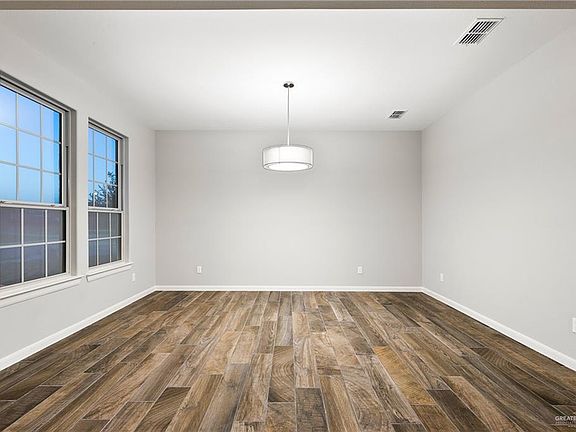 3rd image of 3909 N #Rye