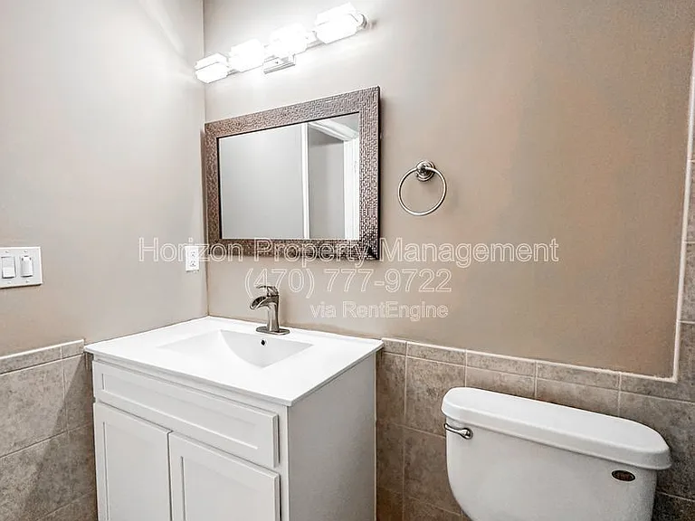233 Goshen Ln — Photo 13