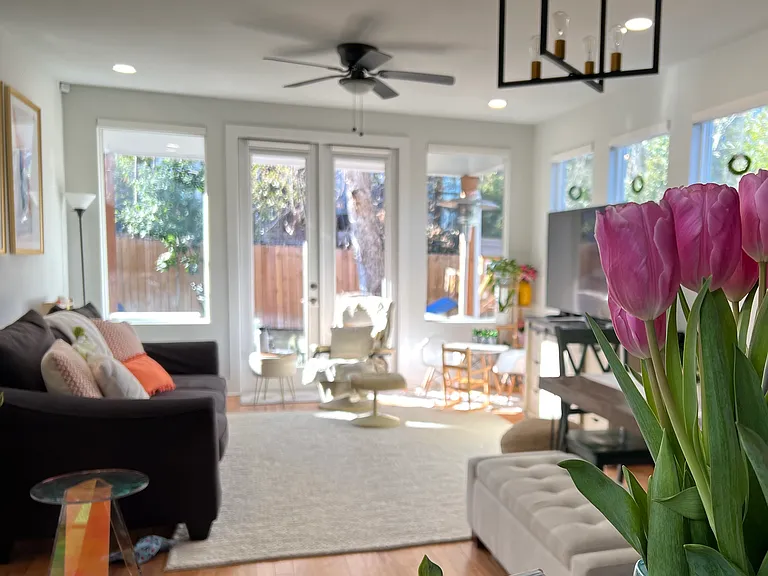 340 Claremont Ave — Photo 3