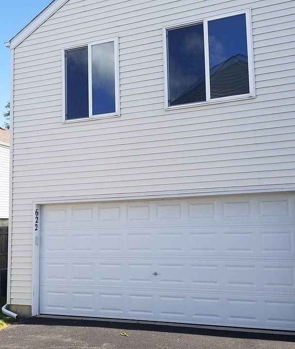 1st image of 851 Symphony Dr