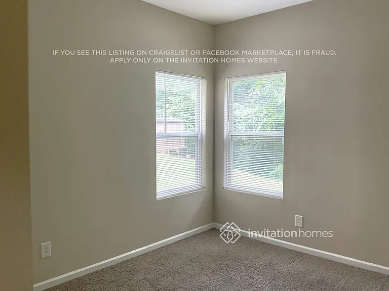 3832 Broadwater Ct — Photo 10