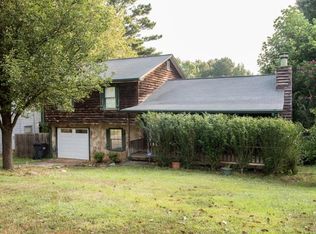 2922 Hillwood Dr, Lawrenceville, GA 30044