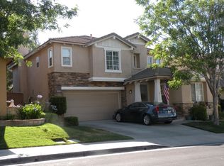 28702 Placerview Trl, Saugus, CA 91390