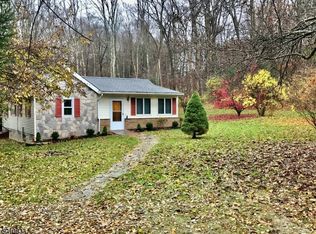 124 Petersburg Rd, Hackettstown, NJ 07840