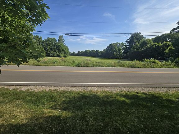 3rd image of 185 W Case Ave
