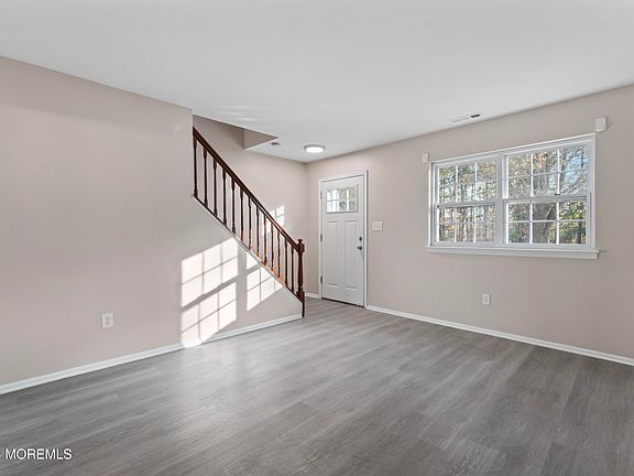 2nd image of 593 Garfield Avenue #27
