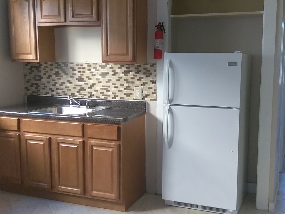 1st image of 336 Sanford Ave APT B