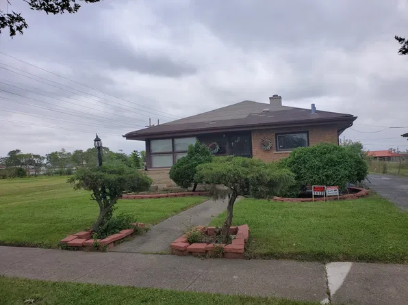 16123 Justine St, Markham, IL 60428