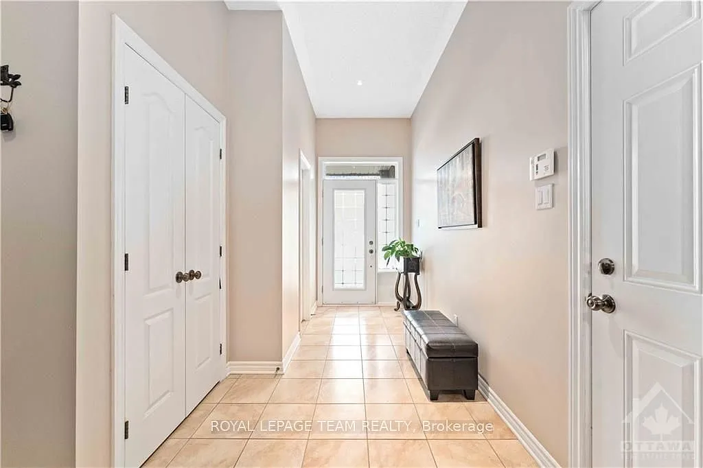 3 bed, $2,800 — Photo 2