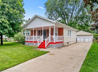 18420 Wakenden St, Redford, MI 48240