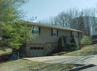 1514 Aberdeen Dr, Madisonville, KY 42431