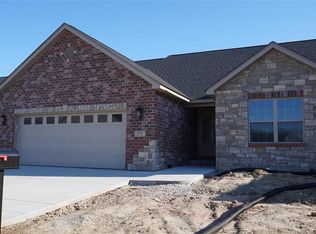 1956 Ravenel, Swansea, IL 62226