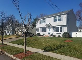 118 Wyoming St, Westfield, NJ 07090