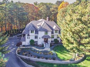 11 Kings Row, Cumberland, RI 02864