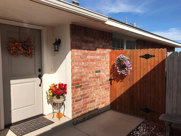 19712 Serenade Way — Photo 11