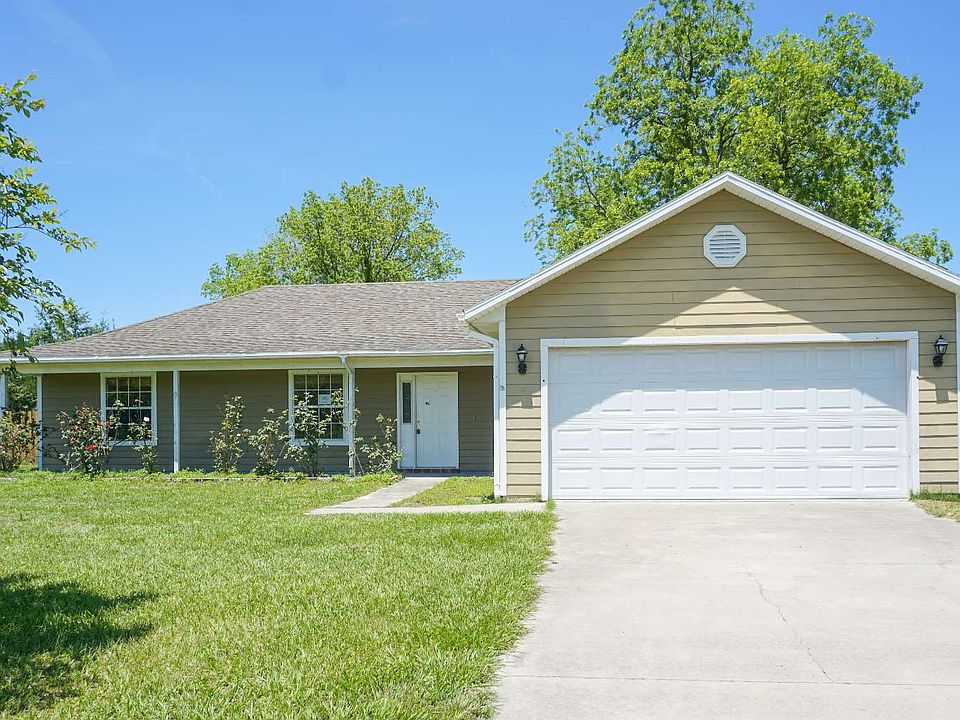 1st image of 269 SW Chesterfield Cir