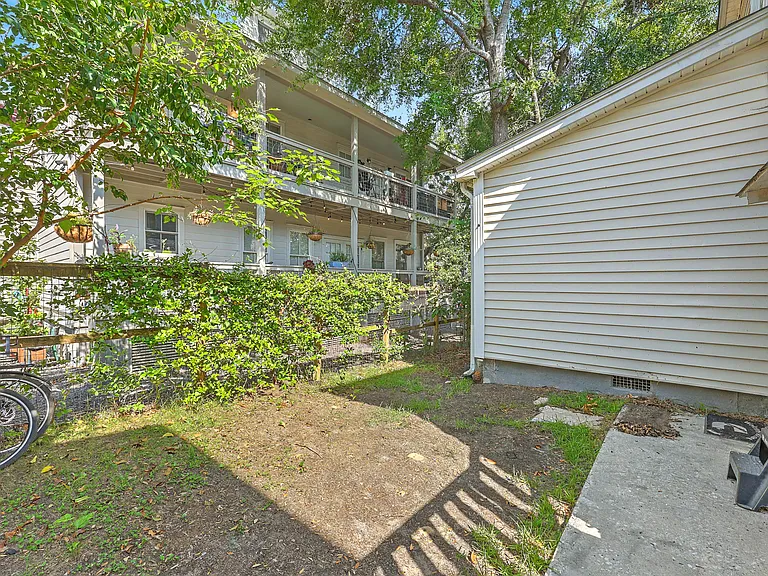 119 Drake St #D — Photo 19
