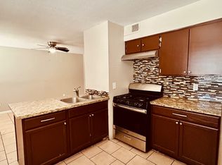 1047 W 19th St #1049, Merced, CA 95340