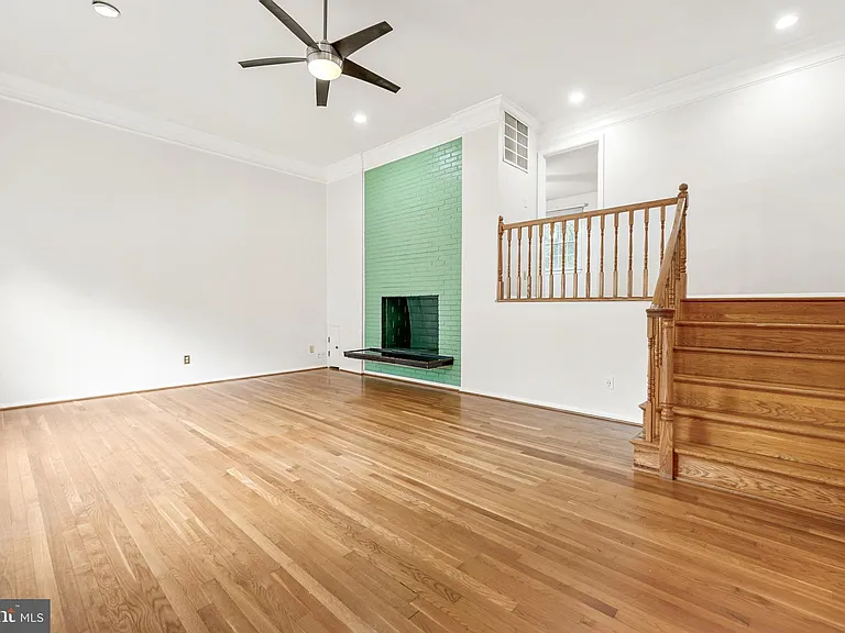 6711 Doane Ave — Photo 3