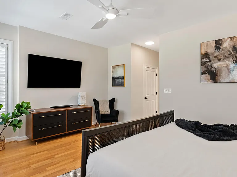 2116 Park Dr — Photo 18