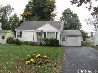 113 Wadsworth Rd, North Syracuse, NY 13212