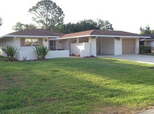 10 Farragut Dr, Palm Coast, FL 32137