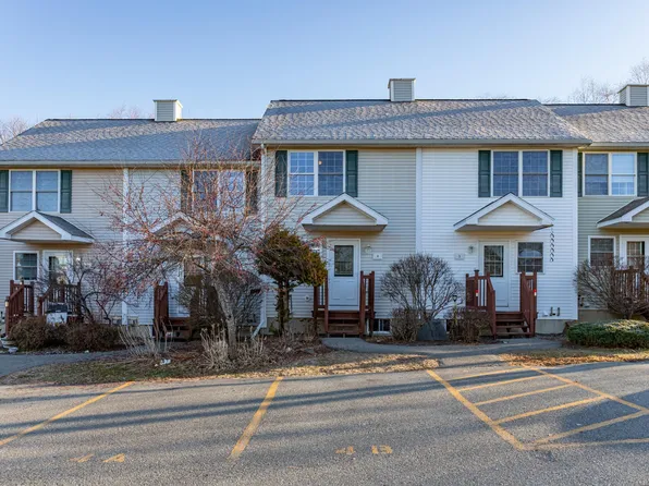 4 River Village Drive #4, Milford, ME 04461