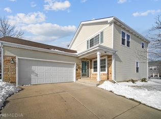 307 Waterbury Cir, Oswego, IL