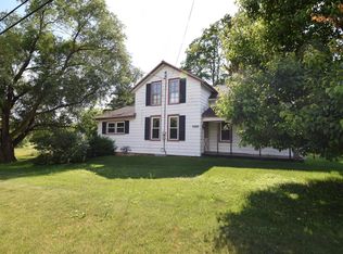 5245 S Martin Rd, New Berlin, WI 53146
