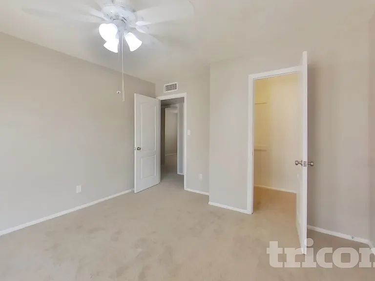 3849 W Poinsettia Dr — Photo 6
