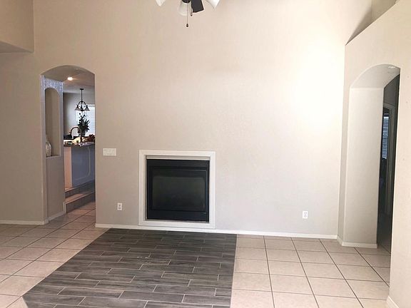 4th image of 748 Paseo De Suerte Dr