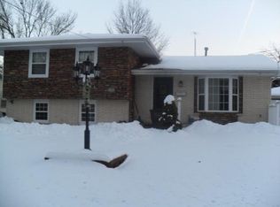 3102 Holcomb Ave, Des Moines, IA 50310