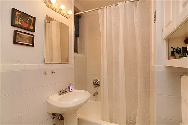 Sold by Citi Habitats | media 14