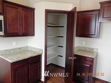 4th image of 1600 Sparrow Knoll Avenue