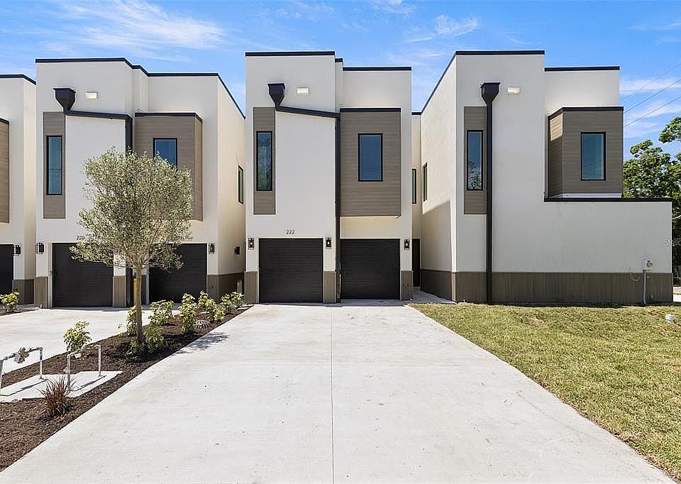1st image of 216 N Hesperides St