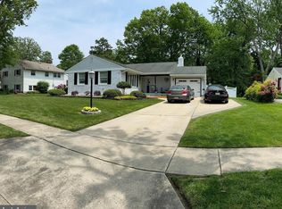 121 Granville Dr, Cherry Hill, NJ 08034