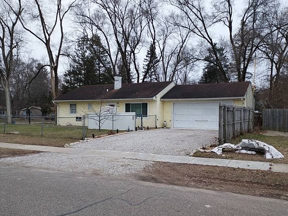 2nd image of 1008 Shumway Ave