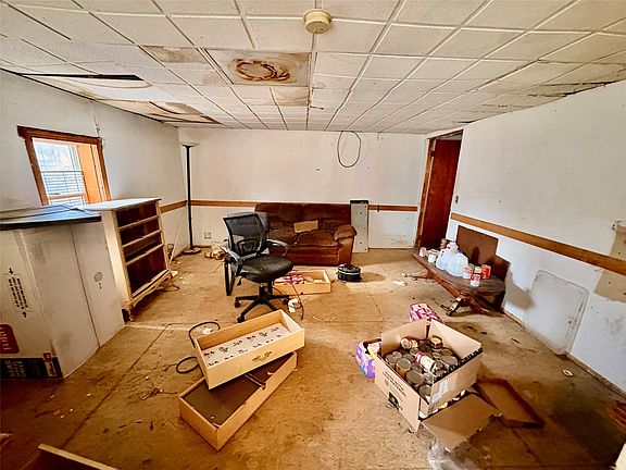 5th image of 12 Fuller Rd