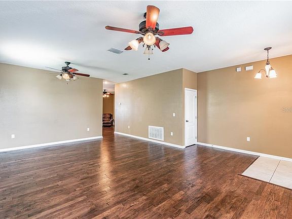 4th image of 3024 Azalea Blossom Dr