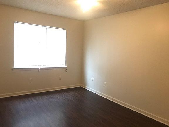 4th image of 3339 Cristil St