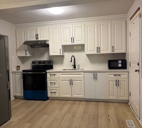 4th image of 2 Yewfield Cres