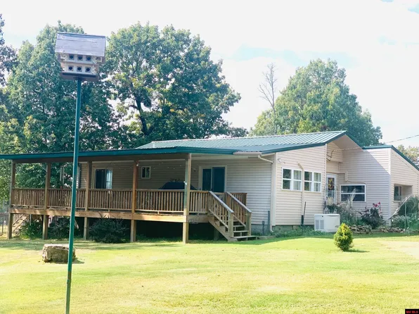 130 Ginger Ln, Yellville, AR 72687