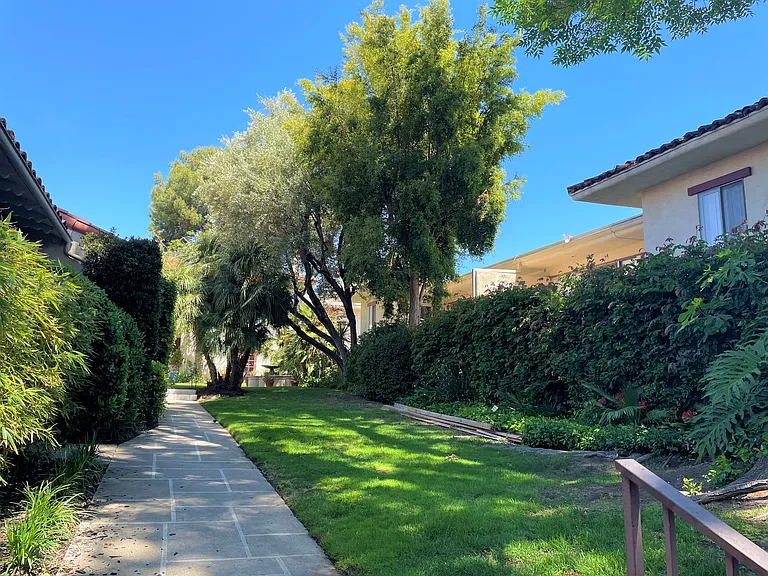 285 W. California Blvd — Photo 3
