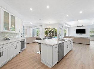 8369 SE Island Way, Jupiter, FL 33458