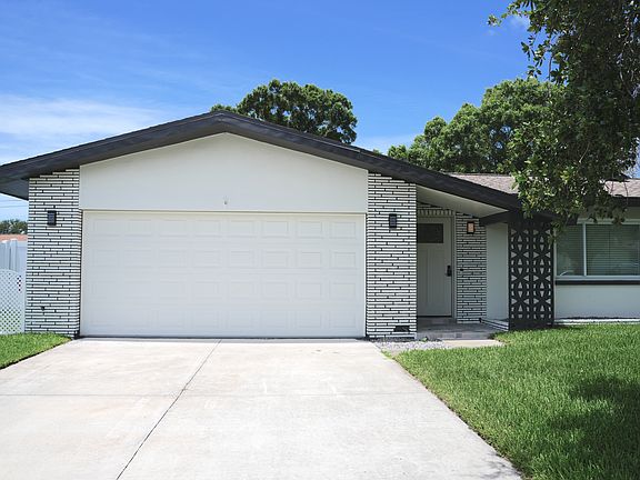 5th image of 13795 Antigua Dr