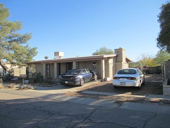 3rd image of 7452 N Camino De La Tierra