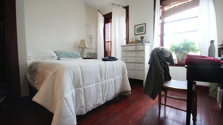 Rented by Nooklyn NYC LLC | media 30